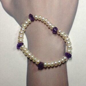 Freshwater and Amethyst Nugget Stretch Bracelet